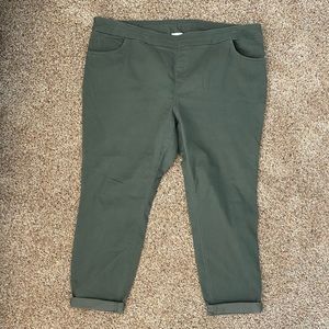 Women’s ankle length khaki pull on jeans